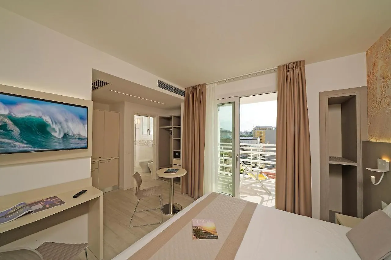 Hotel Strand Lido di Jesolo 3*,
